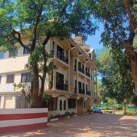 Jewel Resort Lonavala Esterno foto