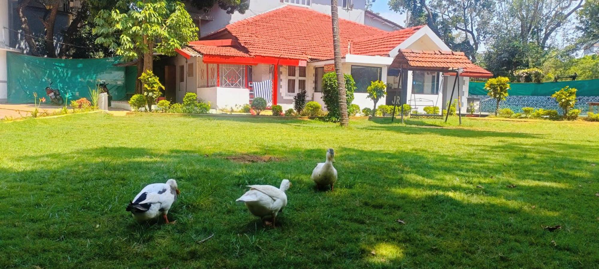 Jewel Resort Lonavala Esterno foto