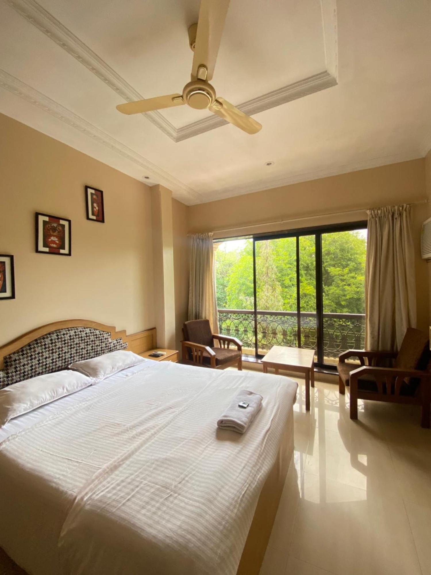 Jewel Resort Lonavala Esterno foto